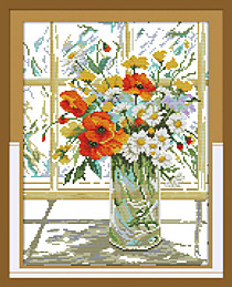Цветочная ваза на окне